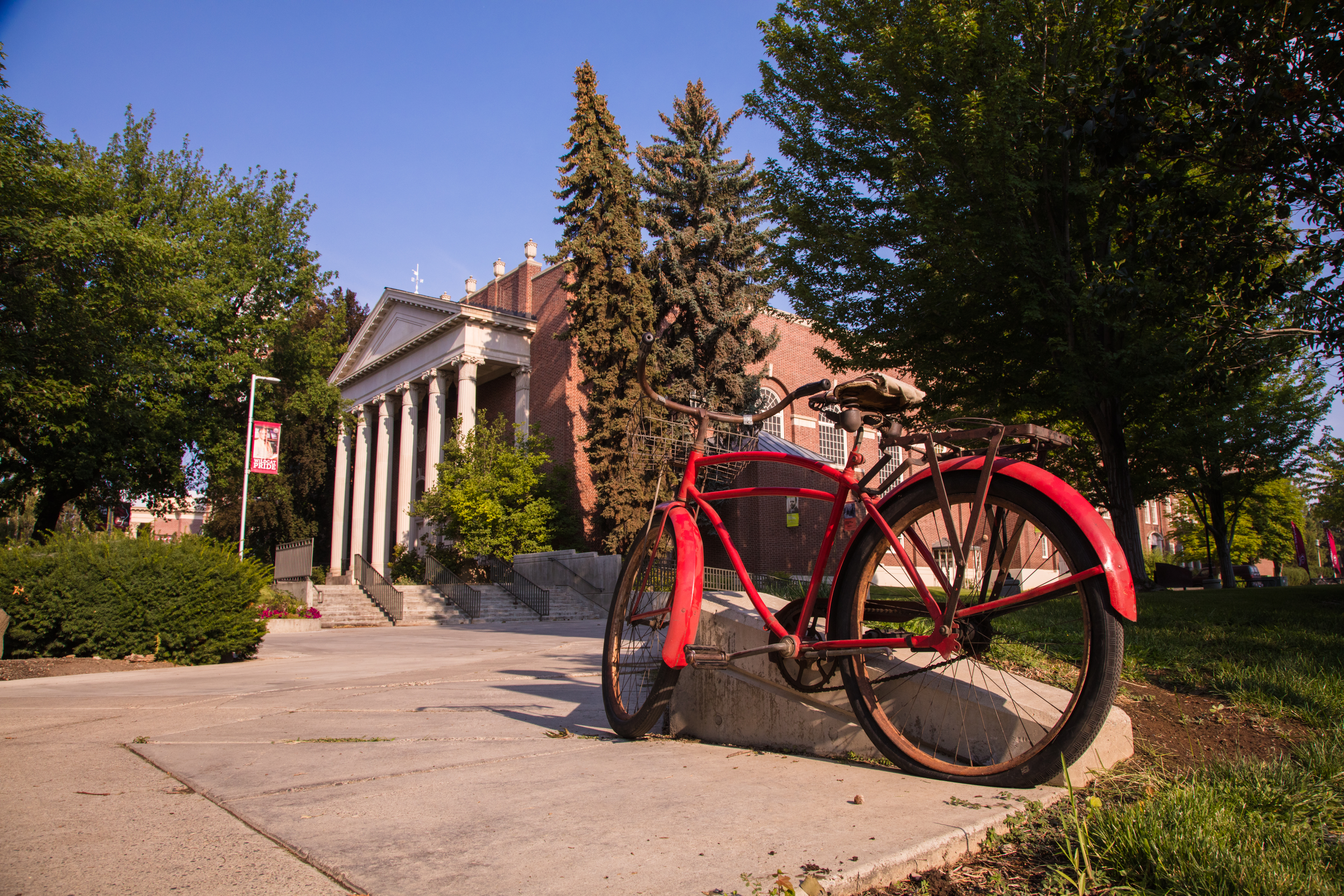 red bike