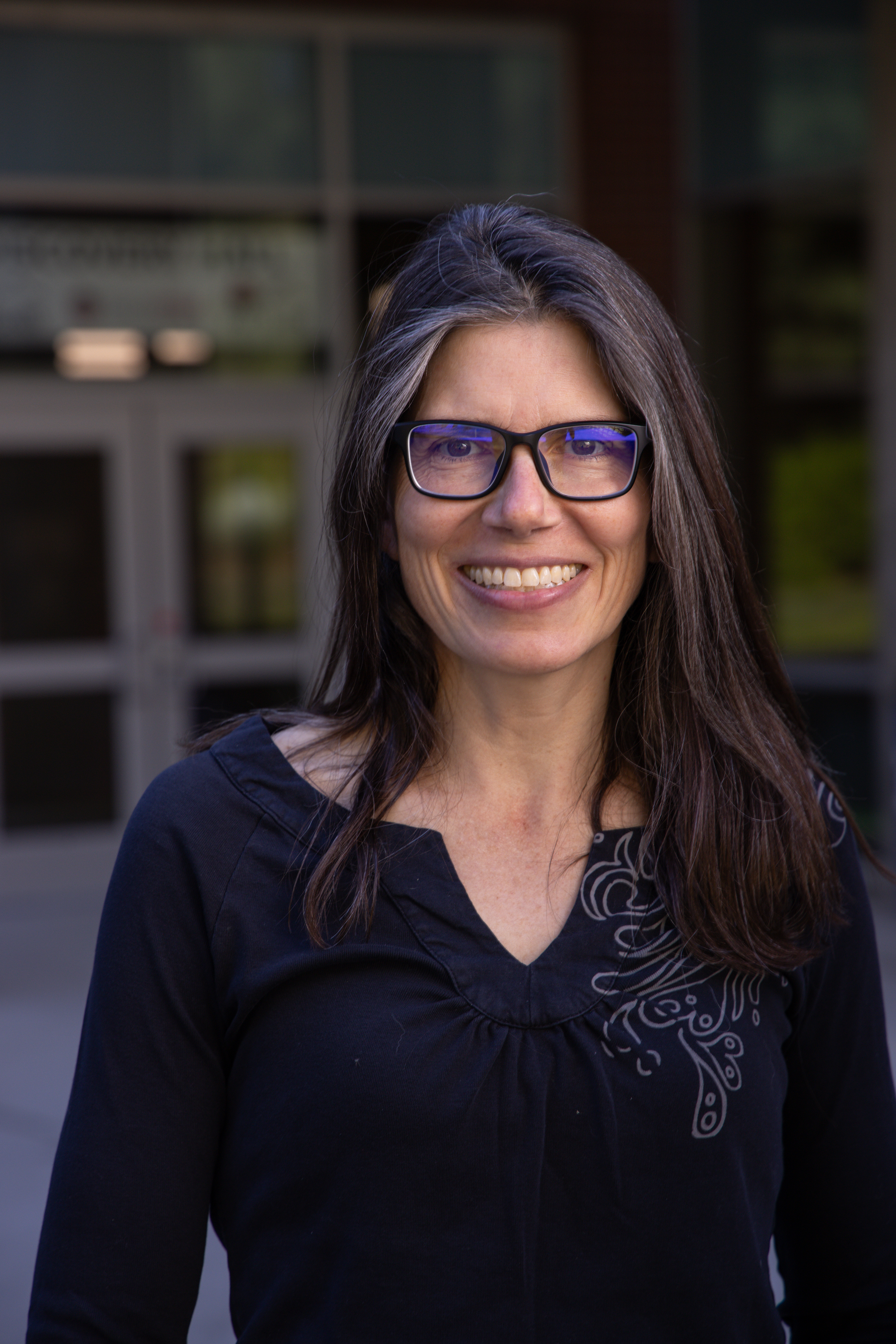 Headshot of Susan Kaspari_Geology_Sustainability Professor
