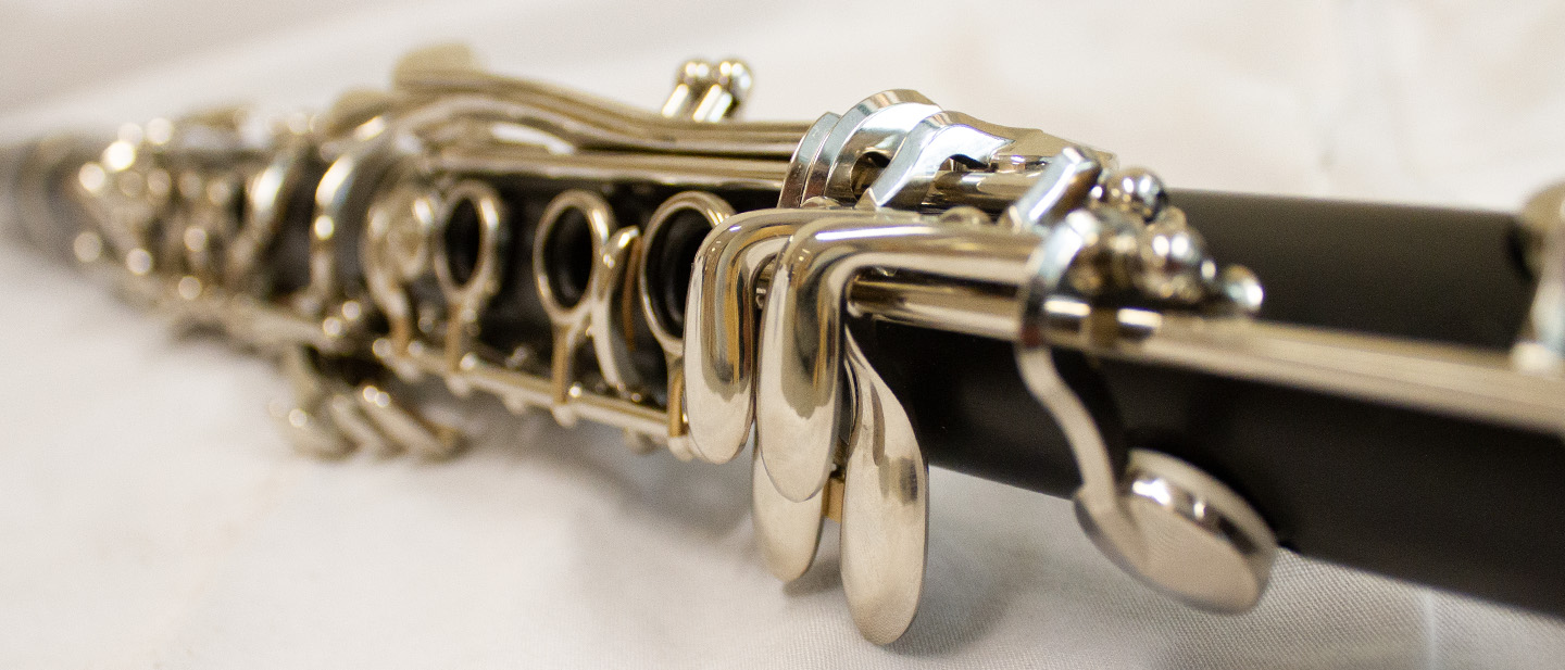 Closeup image of an oboe.
