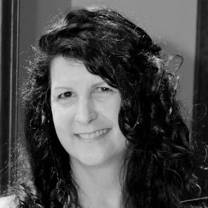 Picture of Traci Hamilton