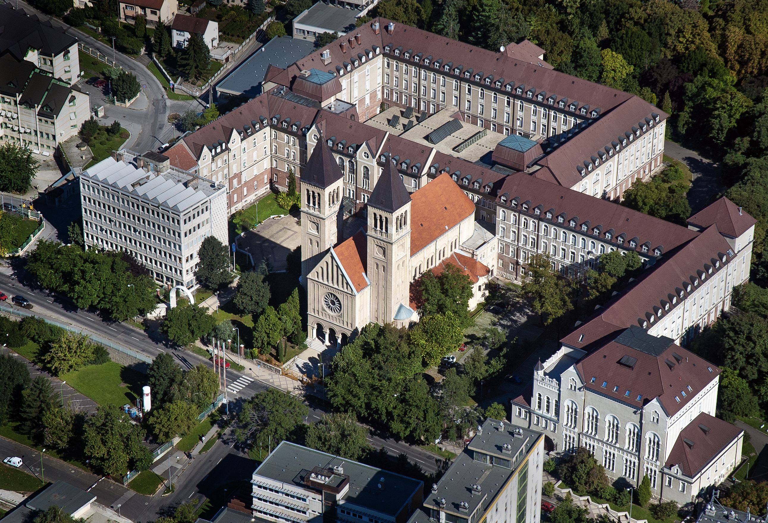 Birds Eye View Uni Pecs Campus